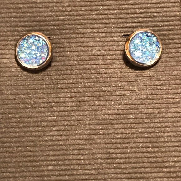 2/$15 Handmade 8 mm druzy earrings - Picture 4 of 8